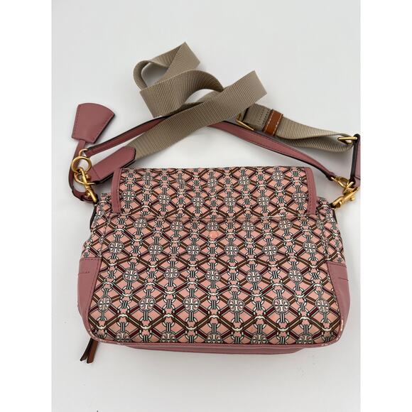 TBC101: Tory Burch Piper Printed Crossbody - Picture 2 of 6
